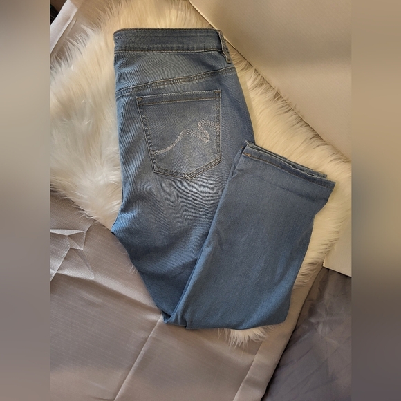 Santana Women's Straight Leg Jeans - Light Blue, Size 14 (34) - Picture 1 of 6